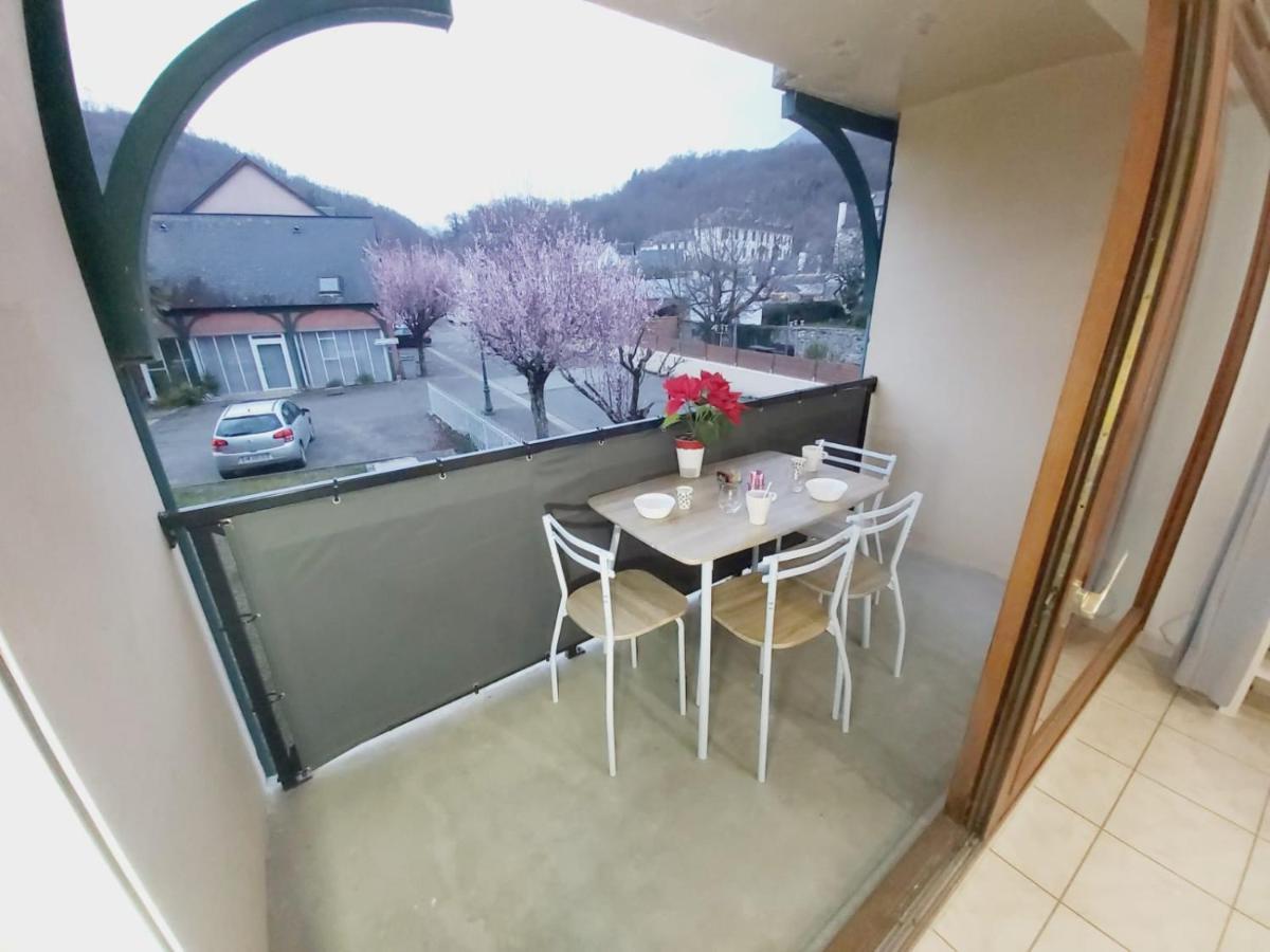 Appartement T2 Avec Balcon A Argeles Gazost Exterior foto