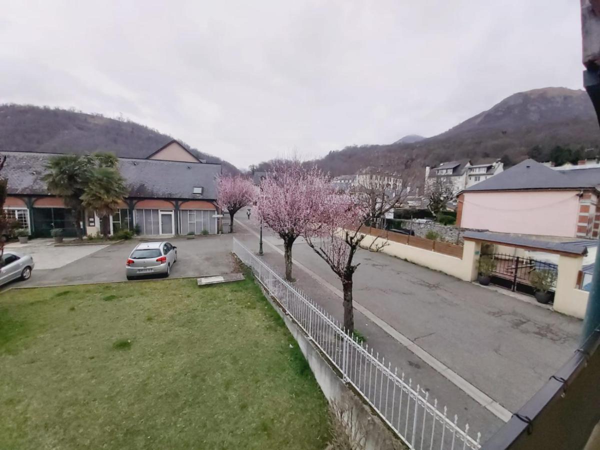Appartement T2 Avec Balcon A Argeles Gazost Exterior foto